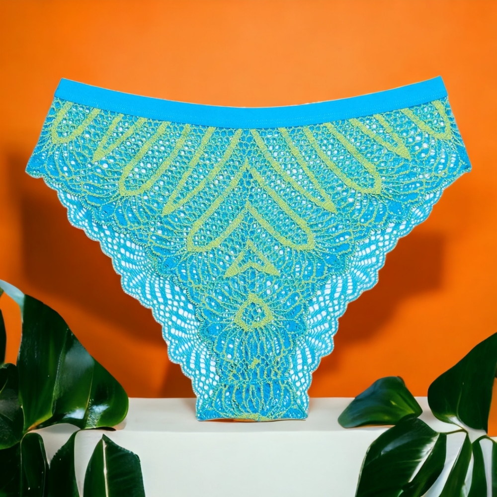 ❤️‍🔥❤️‍🔥SAVAGE X FENTY STRANDED IN LACE CROCHET HIPSTER SURF BLUE  LARGE